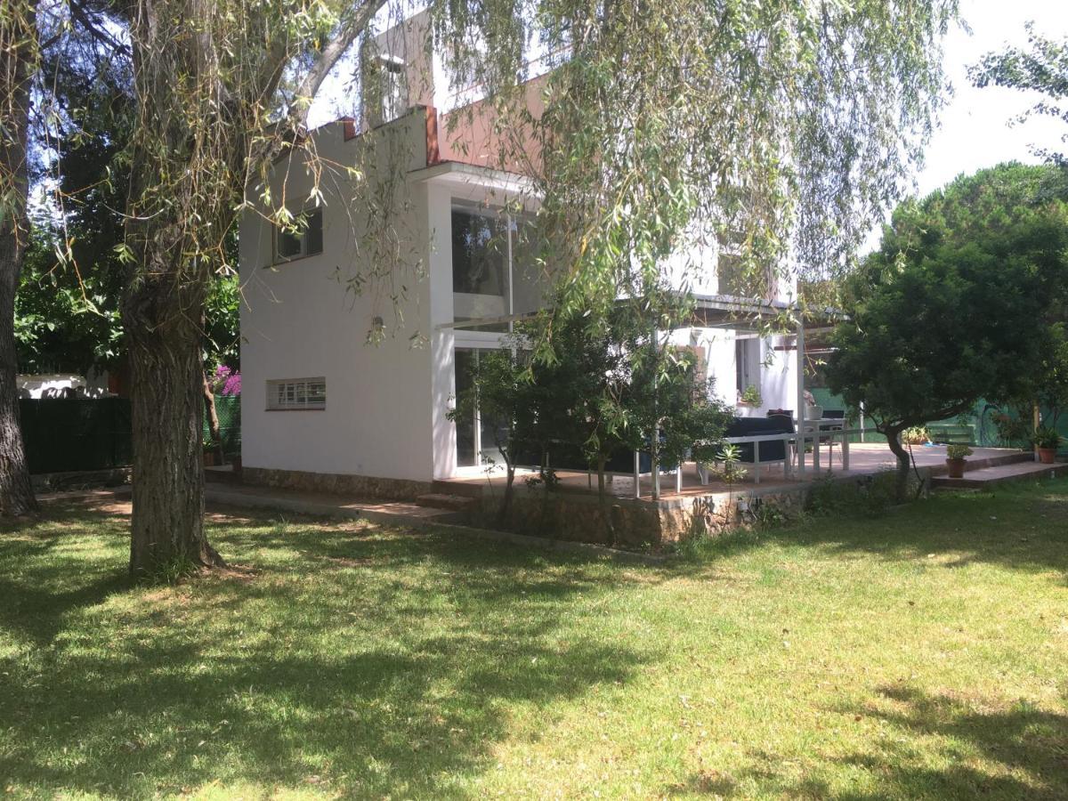 Casa Con Gran Jardin Cerca De La Playa - Baix Villa Tarragona Buitenkant foto